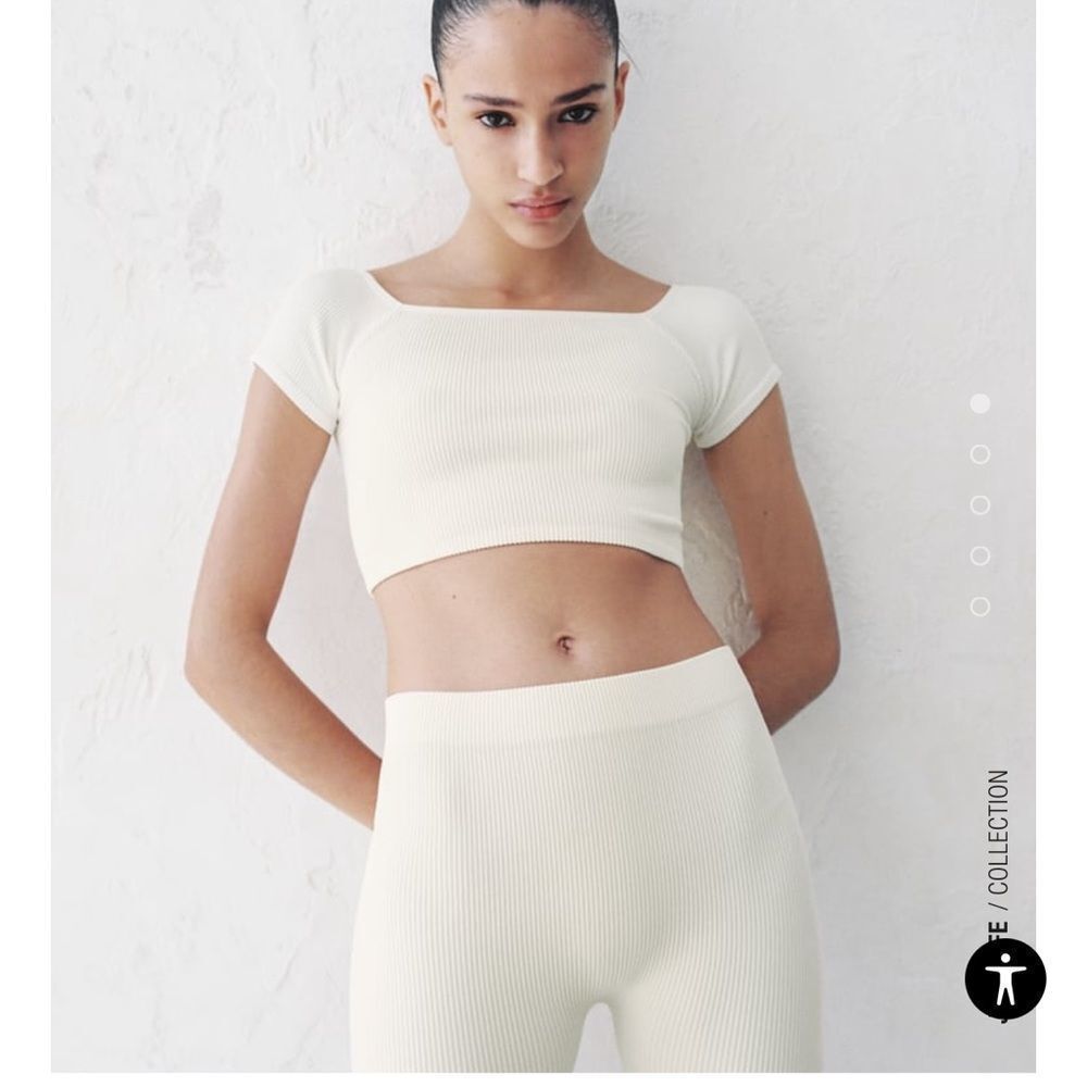Limitless contour collection. Oyster white / cream